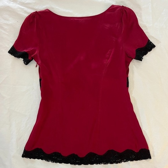 WHBM Womens Red Silk Blouse Sz 0 Y2K Dark Romatic Whimsigoth - Picture 7 of 7